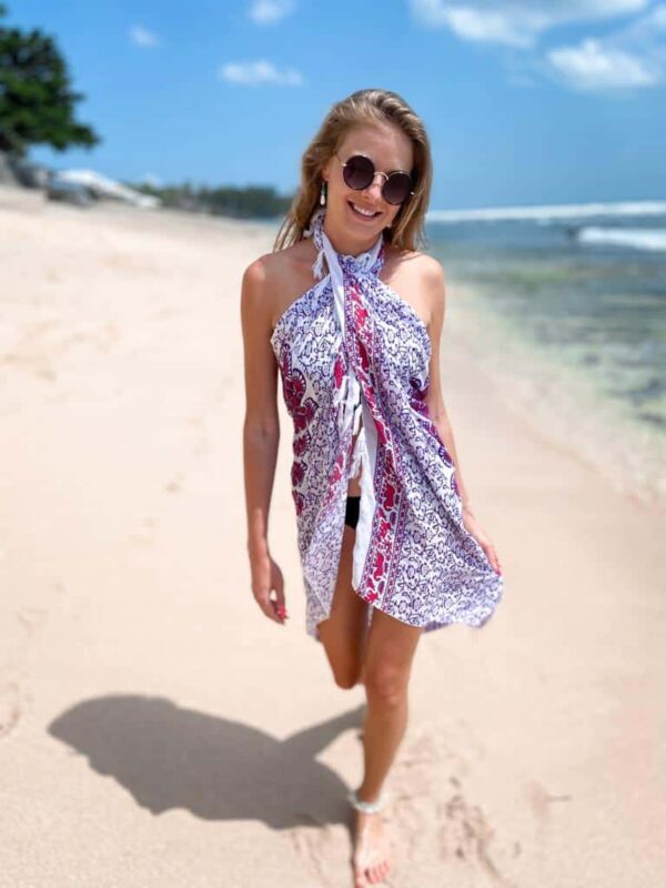 narzutka na sukienke plażowa
