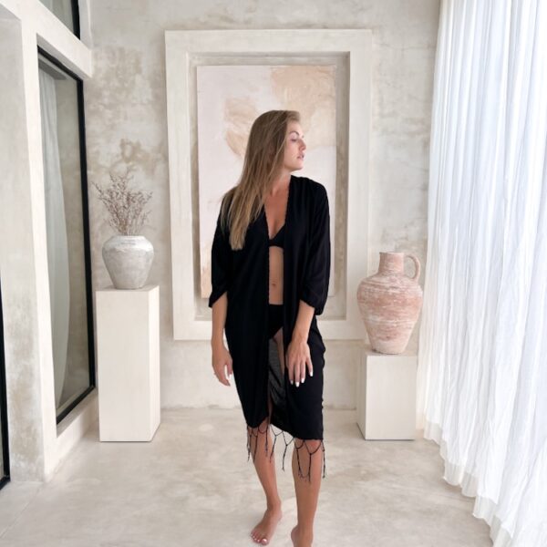 narzutka damska czarna boho