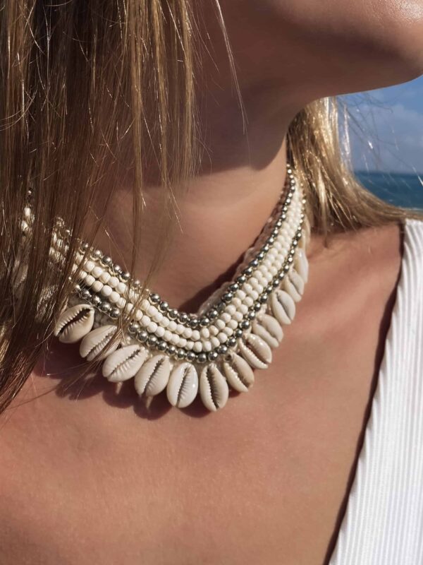 Choker Naszyjnik Boho Z Muszelek Kauri Naszyjnik W Stylu Boho Choker Naszyjnik Boho Z Muszelek Kauri Naszyjnik W Stylu Boho