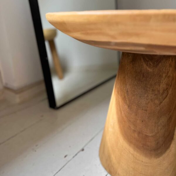 stolik z drewna kawowy okrągły