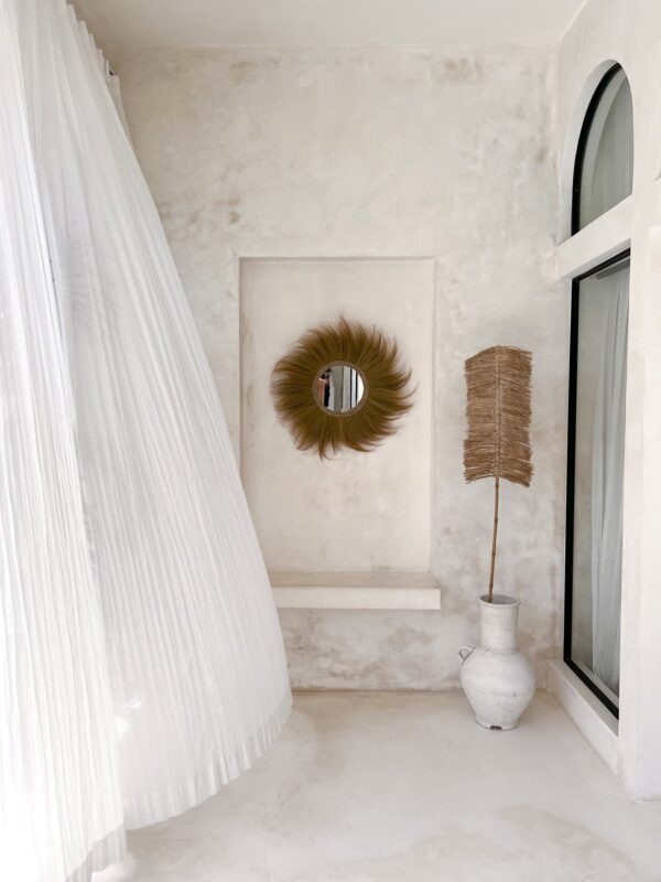 lustro w stylu boho