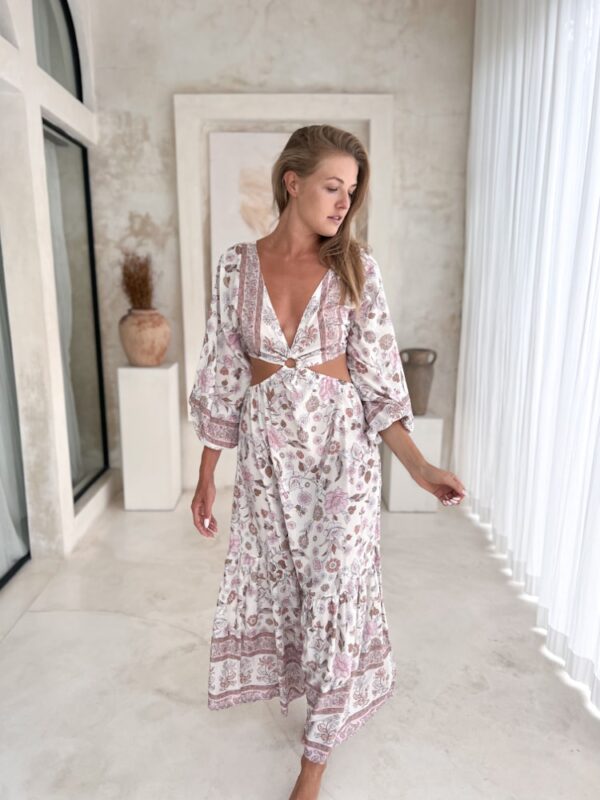 sukienka boho w kwiaty maxi