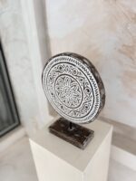 dekoracja rzeźbiona z bali