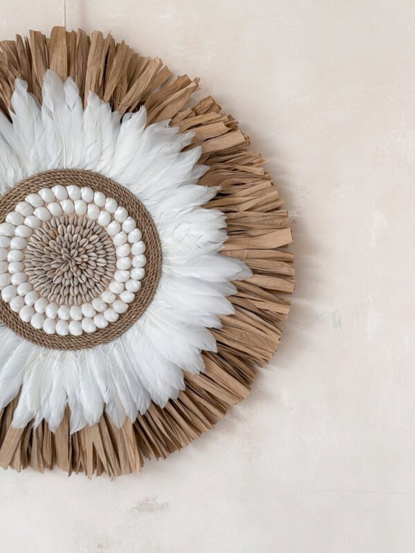 dekoracja ścienna boho z piór